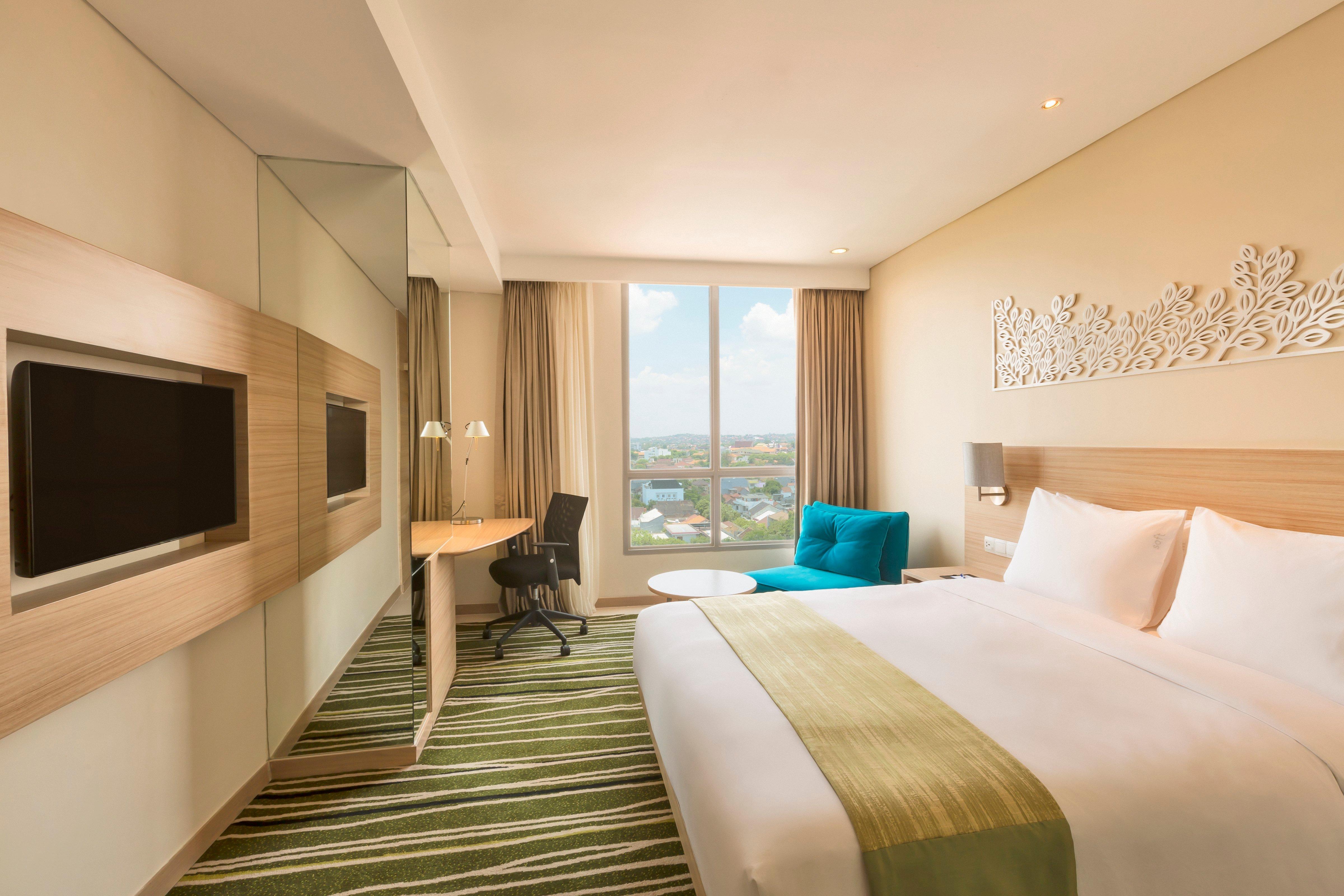 Holiday Inn Express Semarang Simpang Lima By Ihg Exterior foto