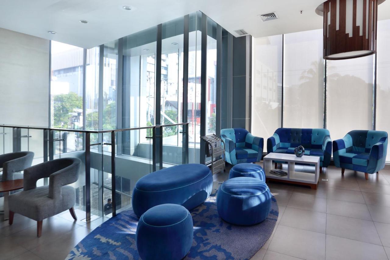 Holiday Inn Express Semarang Simpang Lima By Ihg Exterior foto